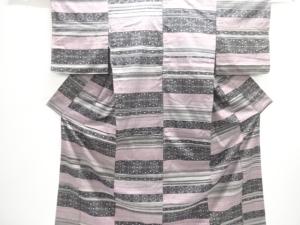 横段に花模様織り出し手織り真綿紬着物